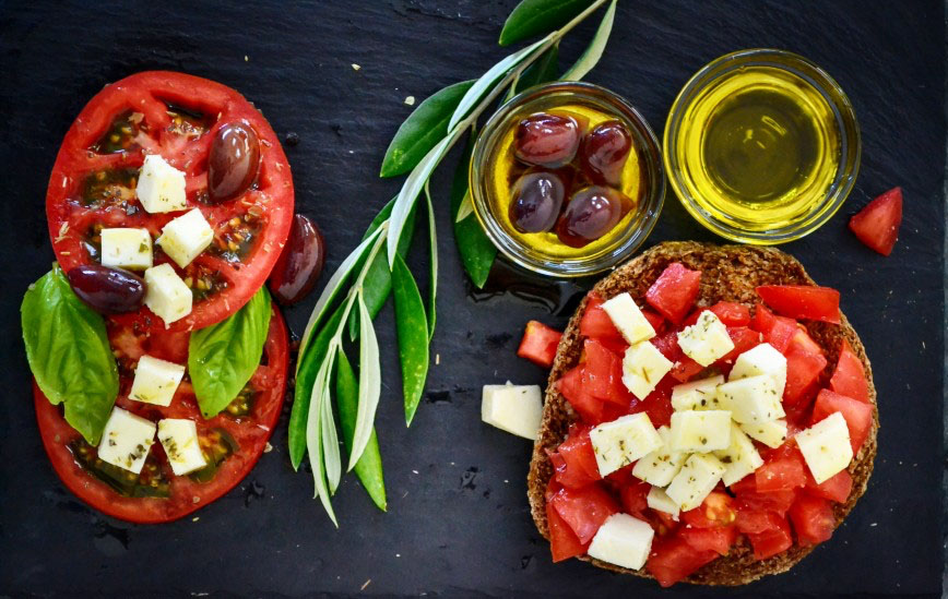 特級初榨橄欖油提供地中海飲食好的脂肪